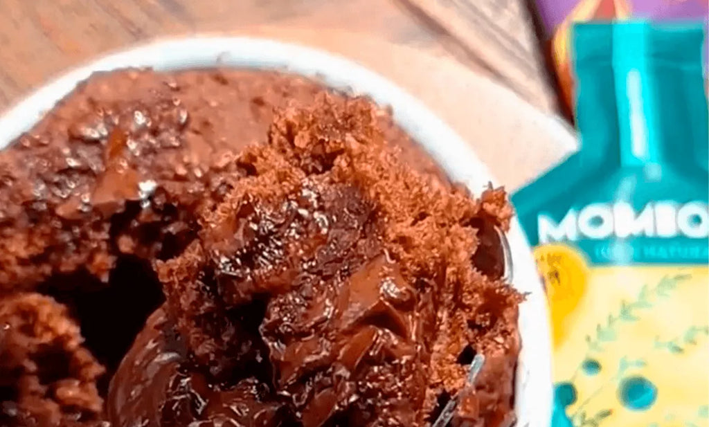 Bolinho de Abacate com banana e mocha